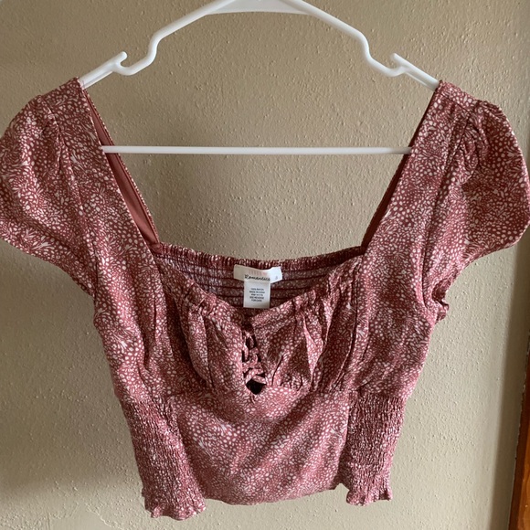 URBAN Romantics Tops - Crop Top
